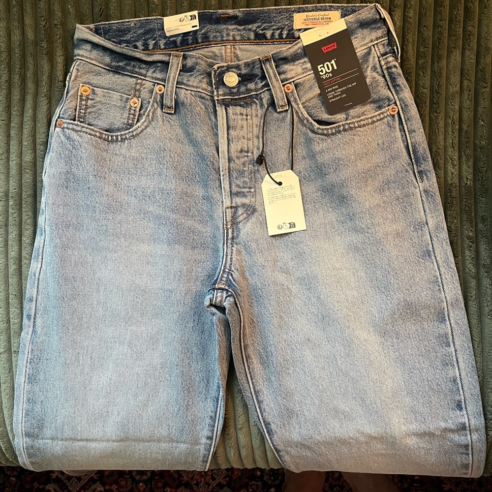 Levi's Light Wash Denim Jeans